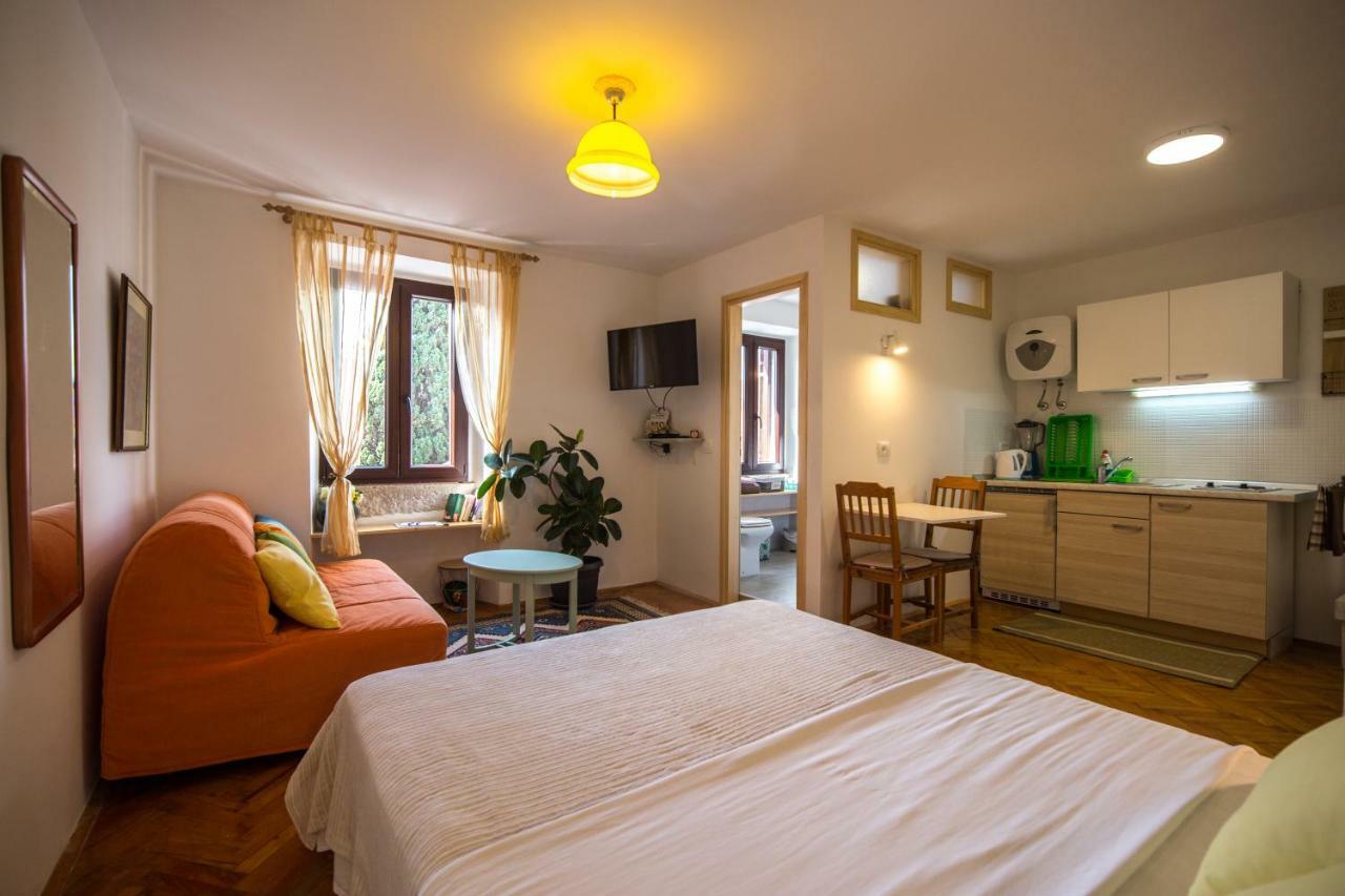 Studio Apartment Lux Rovinj Eksteriør bilde